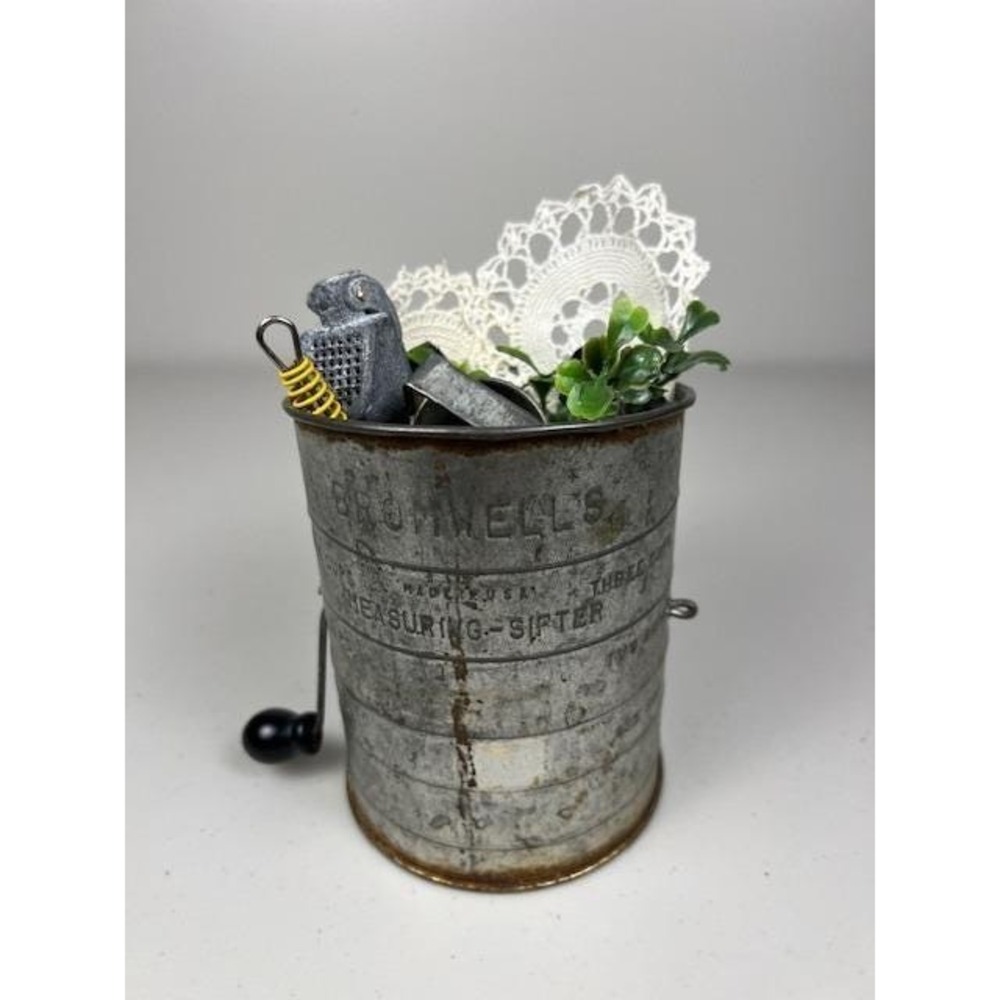 Vintage Metal Sifter‎ Decorative Rustic Kitchenalia Tools Farmhouse Lot Bundle - Picture 11 of 15